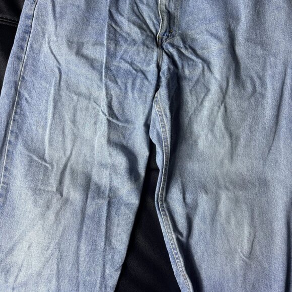 Levis 560 Men's Tapered Leg Jeans Blue Denim Comfort Baggy Light Wash W38 L32 - Picture 5 of 15